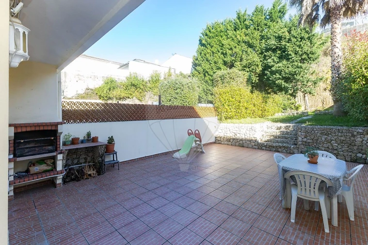 Moradia T3 para Venda em Fornos Foto 4