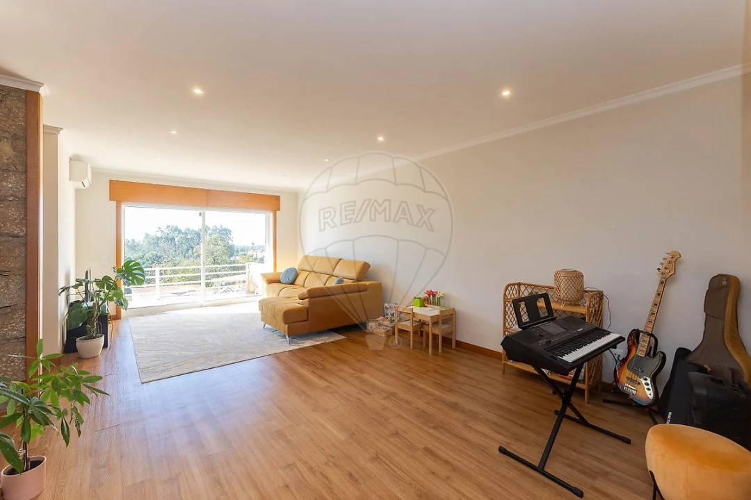 Moradia T3 para Venda em Fornos Foto 7