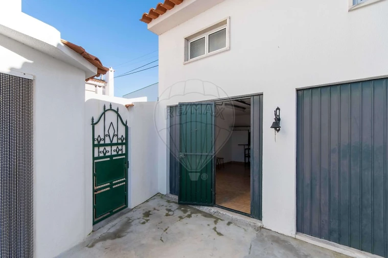 Apartamento T2 para Venda em Azambuja Foto 21