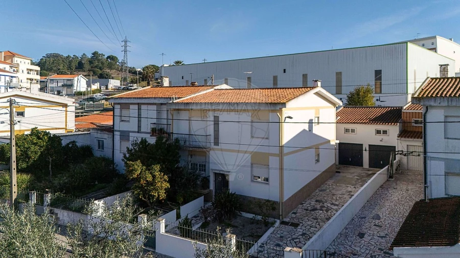 Apartamento T2 para Venda em Azambuja Foto 25