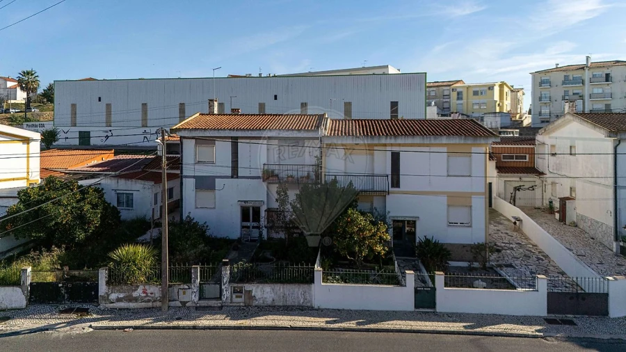 Apartamento T2 para Venda em Azambuja Foto 23