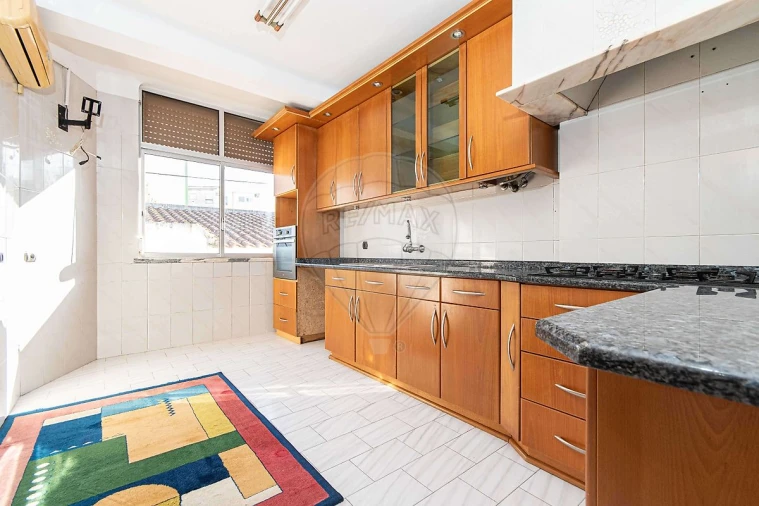 Apartamento T2 para Venda em Azambuja Foto 15