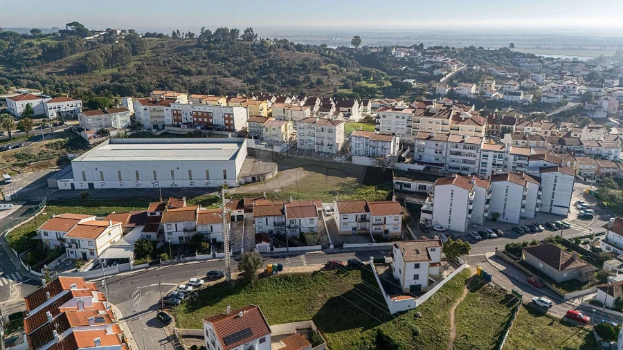 Apartamento T2 para Venda em Azambuja Foto 36