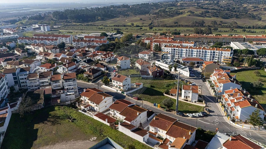 Apartamento T2 para Venda em Azambuja Foto 31