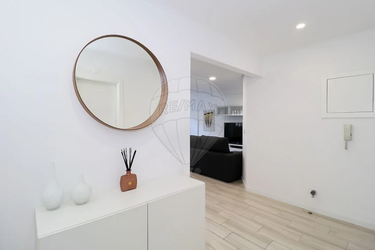 Apartamento T2 para Venda em Agualva e Mira-Sintra Foto 4