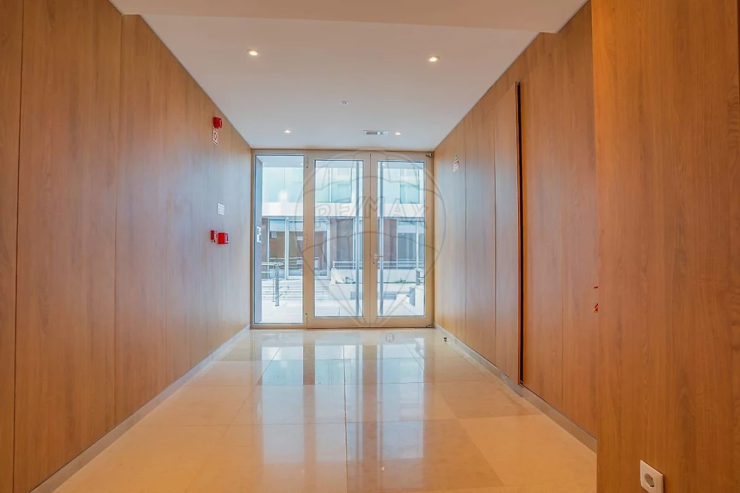 Apartamento T1 para Venda em São Martinho do Porto Foto 7