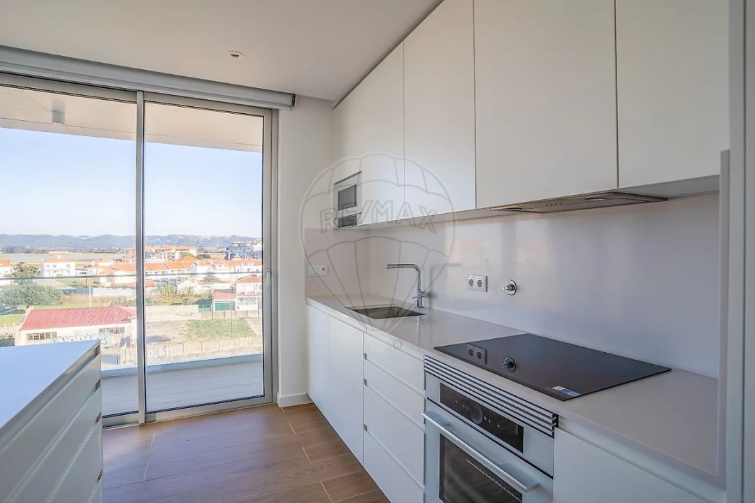 Apartamento T1 para Venda em São Martinho do Porto Foto 11
