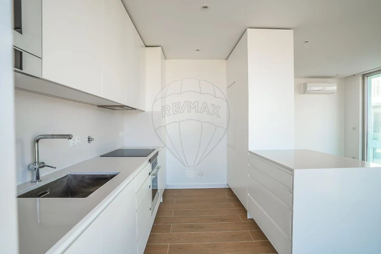 Apartamento T1 para Venda em São Martinho do Porto Foto 6