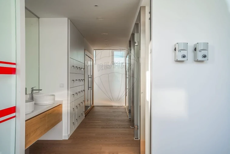 Apartamento T1 para Venda em São Martinho do Porto Foto 5