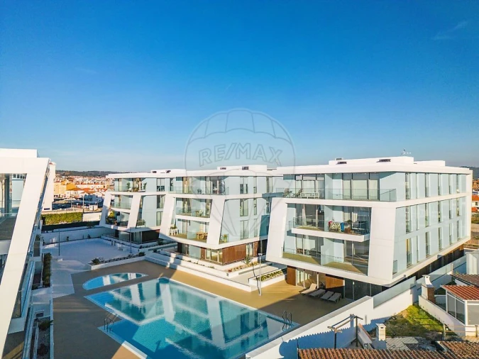 Apartamento T1 para Venda em São Martinho do Porto Foto 1