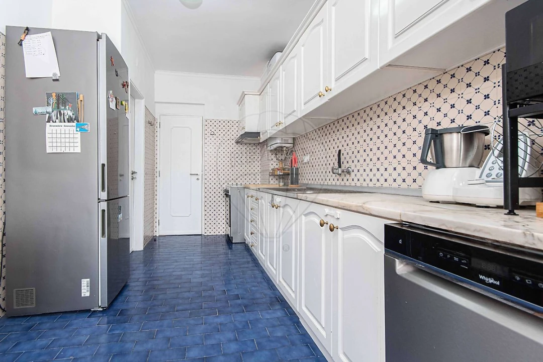 Apartamento T2 para Venda em São Domingos de Rana Foto 13