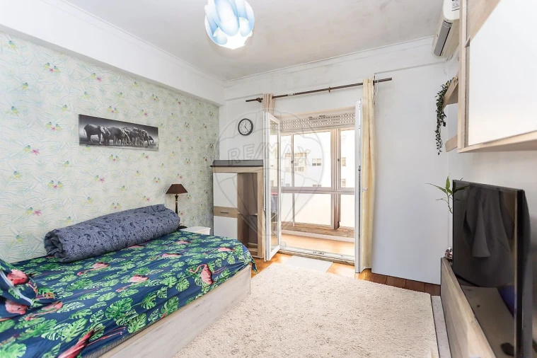 Apartamento T1 para Venda em Águas Livres Foto 9