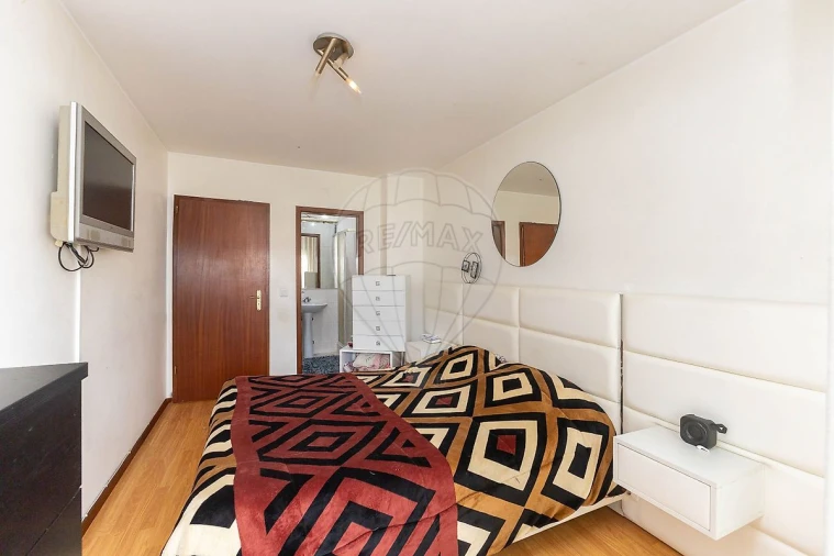 Apartamento T3 para Venda em Campo e Sobrado Foto 18