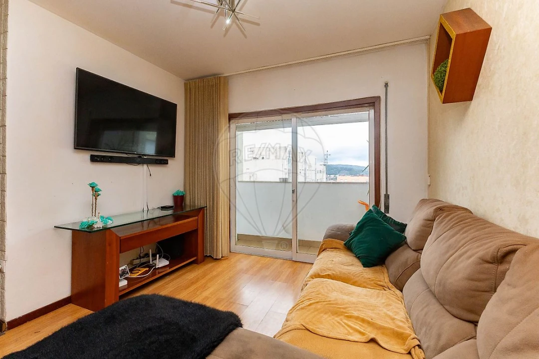 Apartamento T3 para Venda em Campo e Sobrado Foto 8