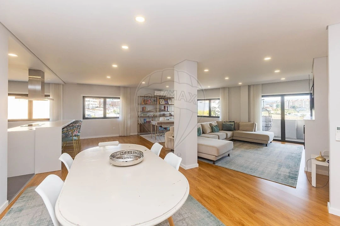 Apartamento T3 para Venda em O. Azeméis, Riba-Ul, Ul, Macinhata Seixa, Madail Foto 16