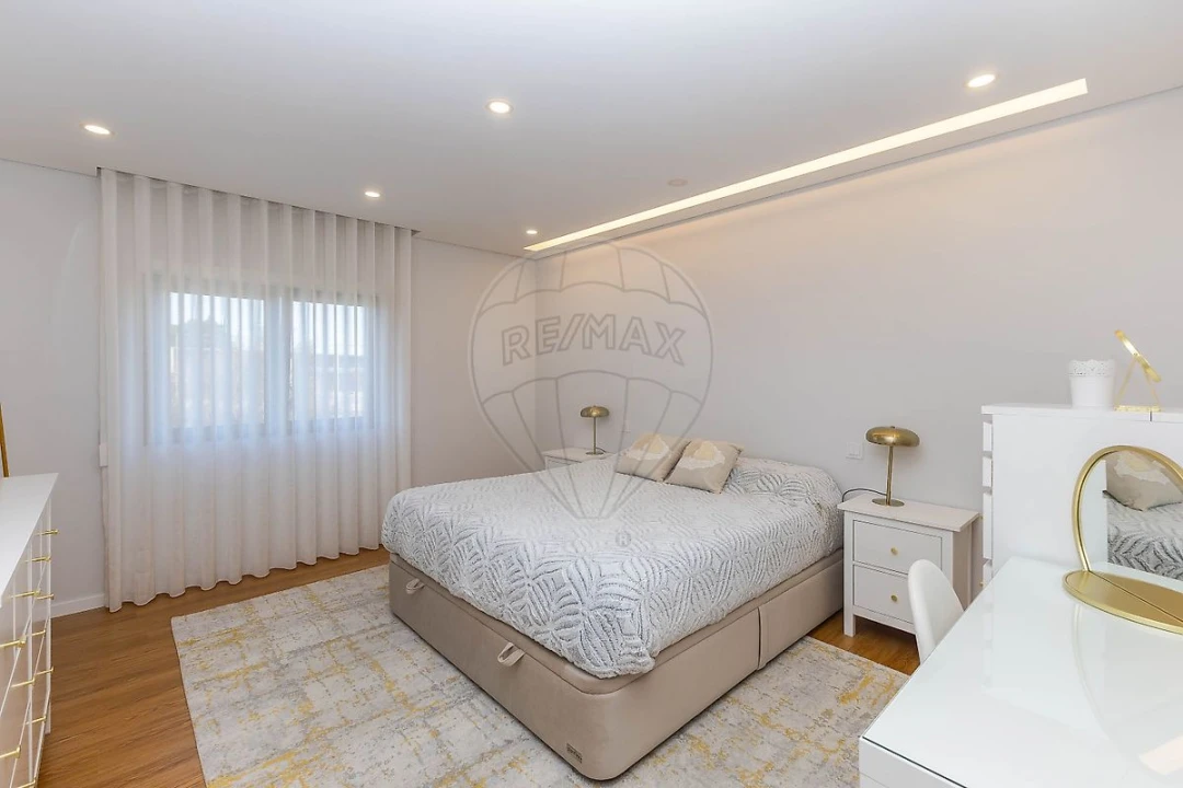 Apartamento T3 para Venda em O. Azeméis, Riba-Ul, Ul, Macinhata Seixa, Madail Foto 34