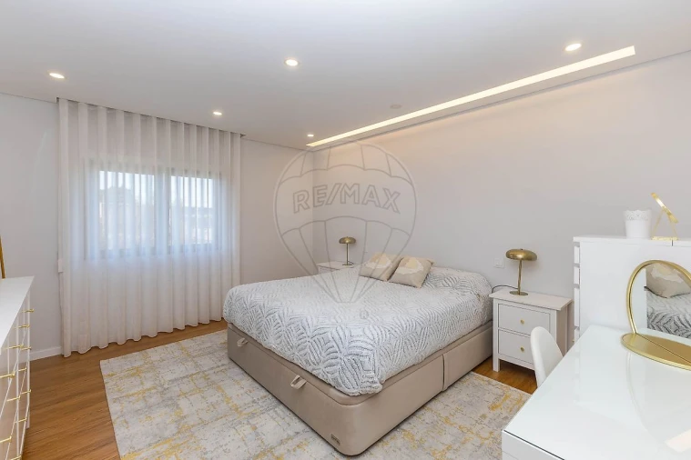 Apartamento T3 para Venda em O. Azeméis, Riba-Ul, Ul, Macinhata Seixa, Madail Foto 32