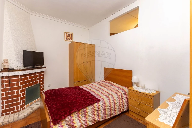 Apartamento T2 para Venda em Castêlo da Maia Foto 14