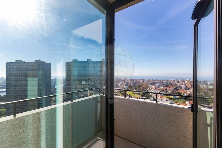 Apartamento T3 para Arrendamento em Matosinhos e Leça da Palmeira Foto 17