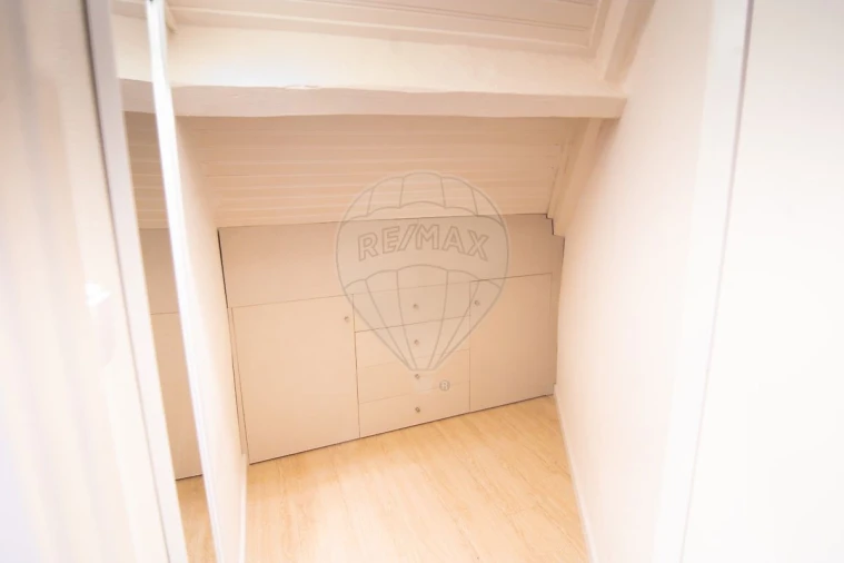 Moradia T2 para Venda em Lordelo do Ouro e Massarelos Foto 13