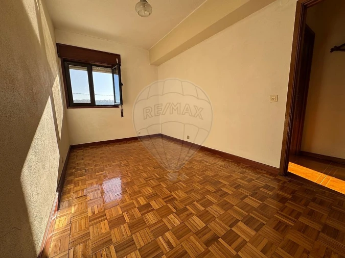 Apartamento T2 para Arrendamento em Penafiel Foto 14