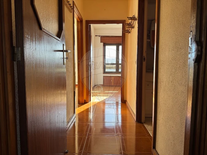 Apartamento T2 para Arrendamento em Penafiel Foto 13