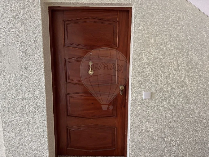 Apartamento T2 para Arrendamento em Penafiel Foto 4