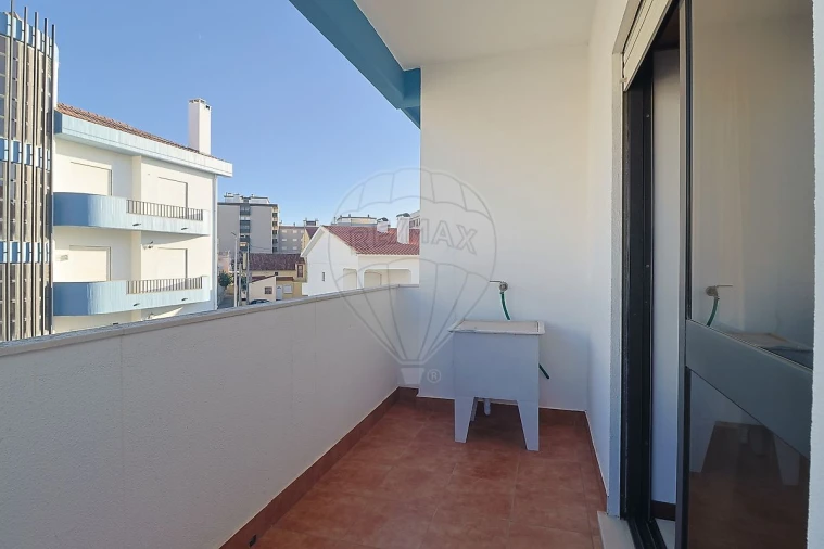 Apartamento T2 para Arrendamento em Buarcos Foto 15