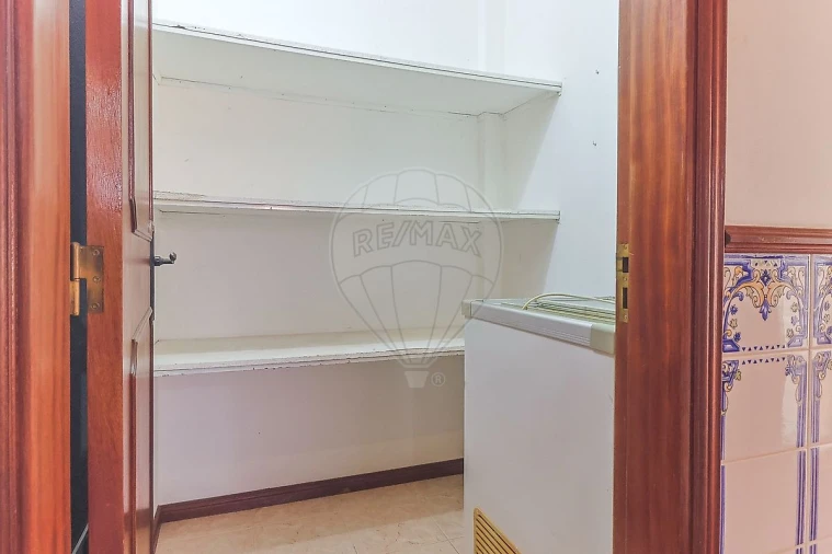 Apartamento T2 para Arrendamento em Buarcos Foto 14