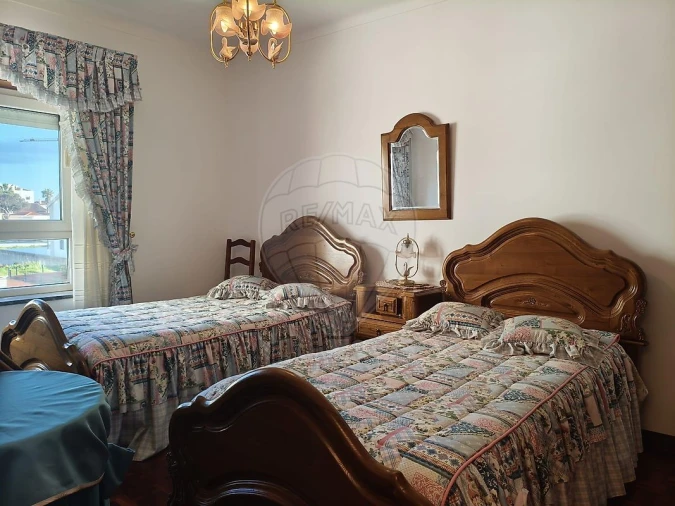 Apartamento T3 para Arrendamento em São Pedro Foto 5