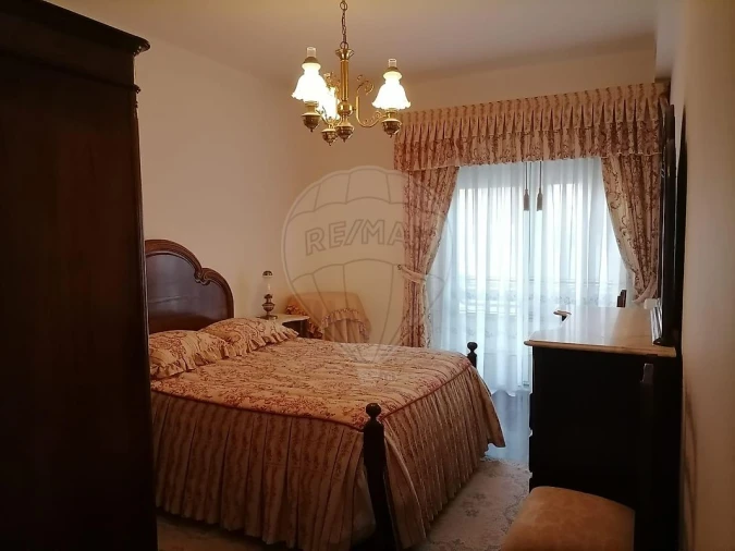 Apartamento T3 para Arrendamento em São Pedro Foto 9