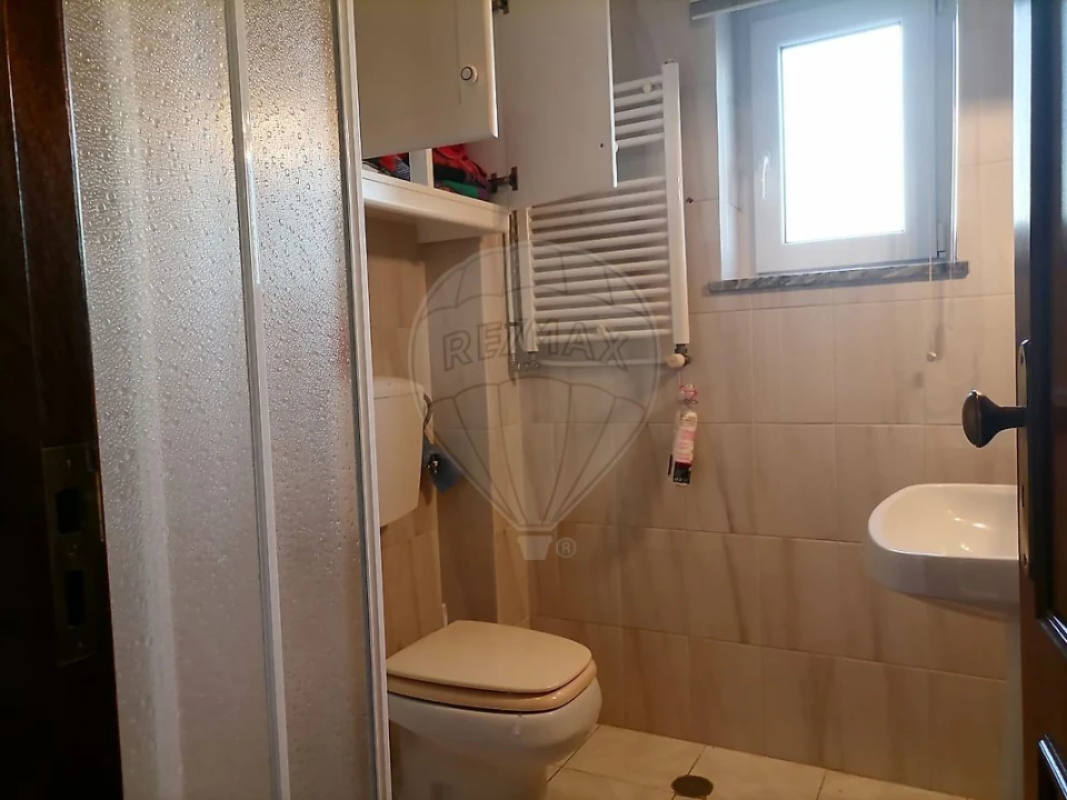 Apartamento T3 para Arrendamento em São Pedro Foto 13