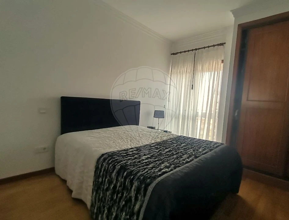 Apartamento T2 para Venda em Buarcos Foto 32