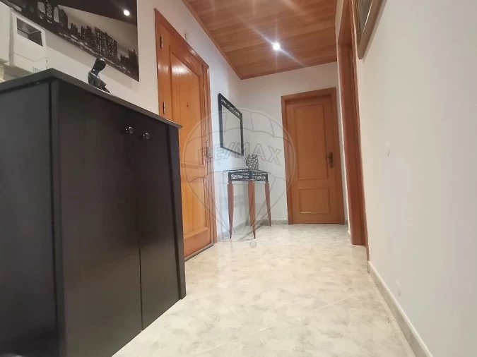 Apartamento T2 para Venda em Buarcos Foto 13