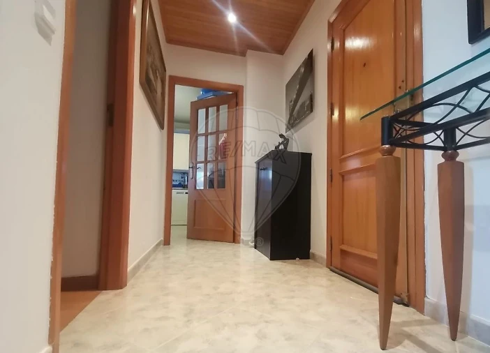 Apartamento T2 para Venda em Buarcos Foto 8