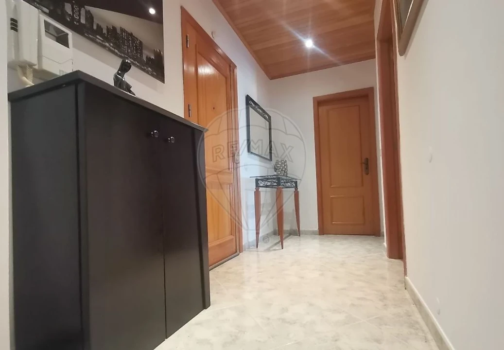 Apartamento T2 para Venda em Buarcos Foto 18