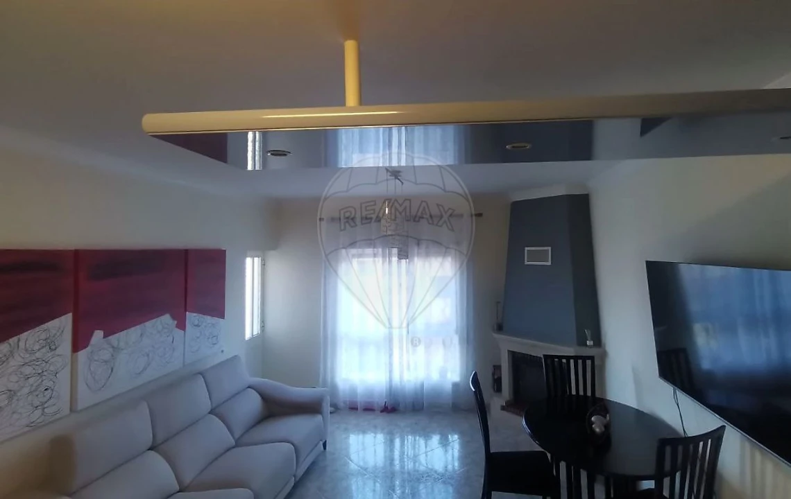 Apartamento T2 para Venda em Buarcos Foto 6