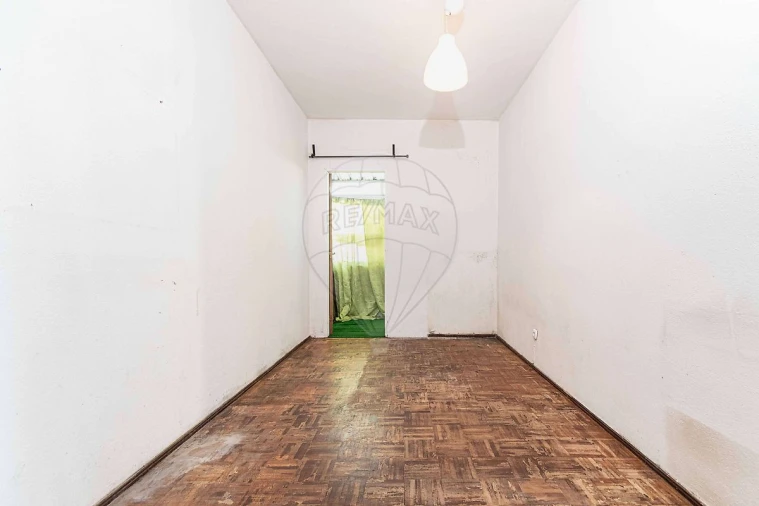 Apartamento T2 para Venda em Massamá e Monte Abraão Foto 6