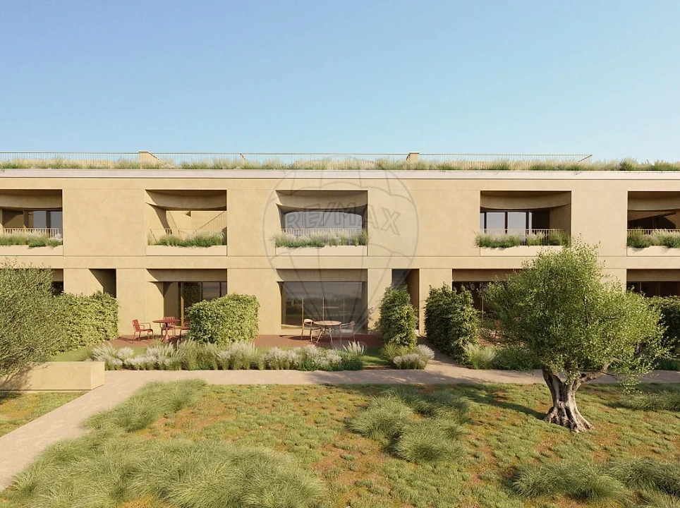 Apartamento T1 para Venda em Santa Maria do Castelo e Santiago e Santa Susana Foto 1