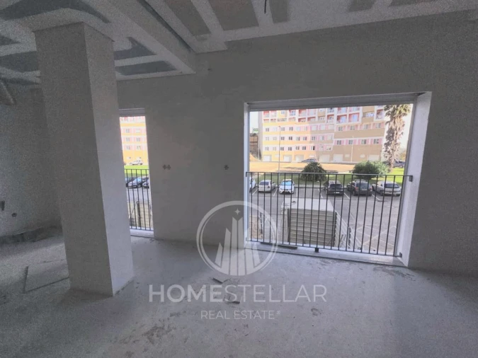 Apartamento para Venda em Corroios