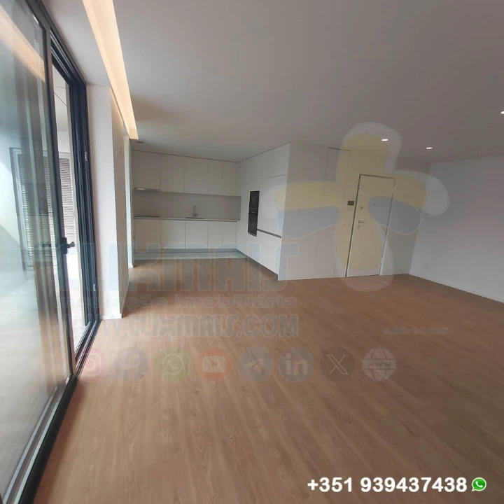 Apartamento T3 para Venda em Ferreiros e Gondizalves Foto 2