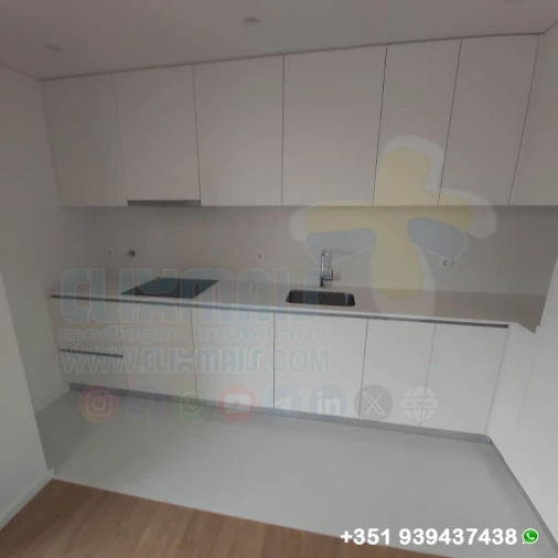 Apartamento T3 para Venda em Ferreiros e Gondizalves Foto 27