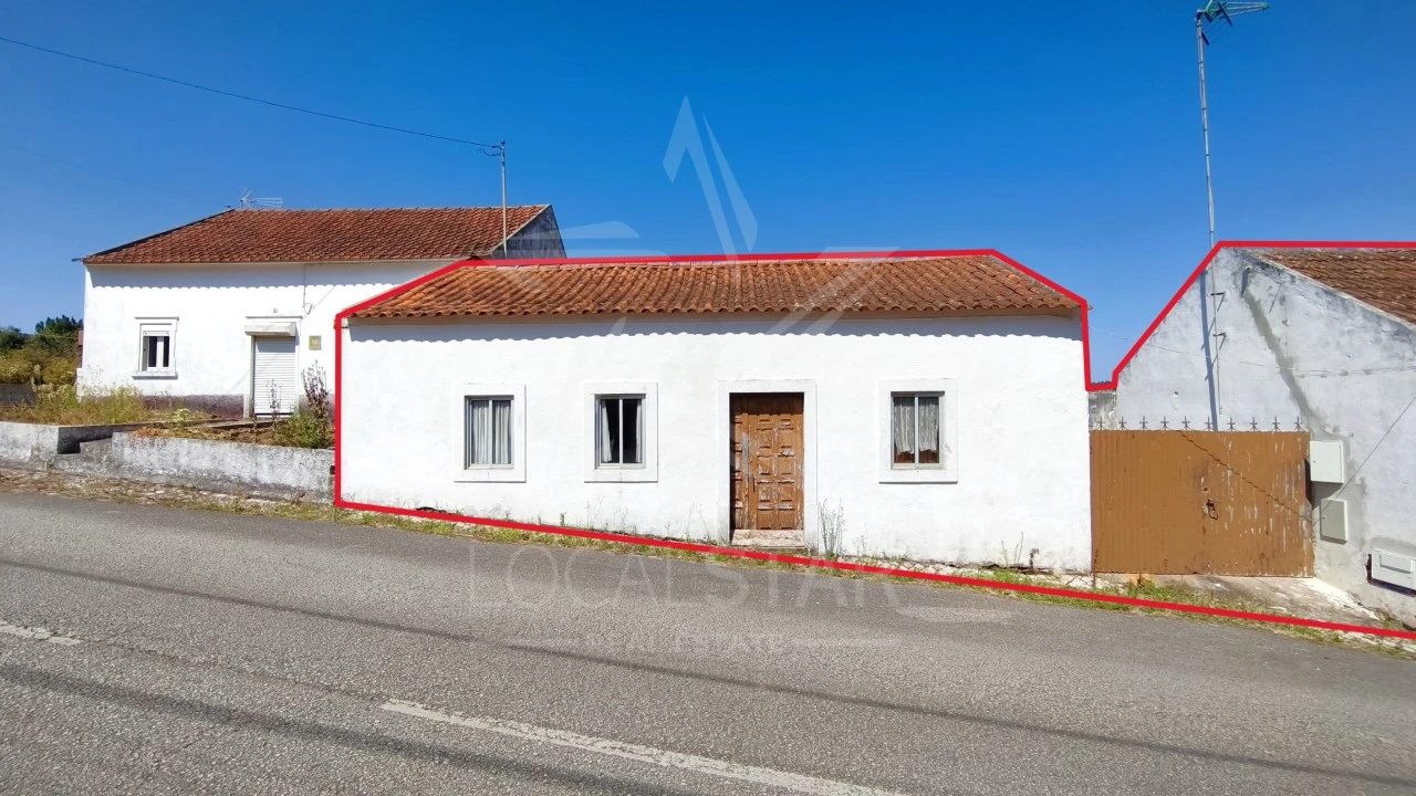 Moradia T3 para Venda em Alvorninha Foto 3