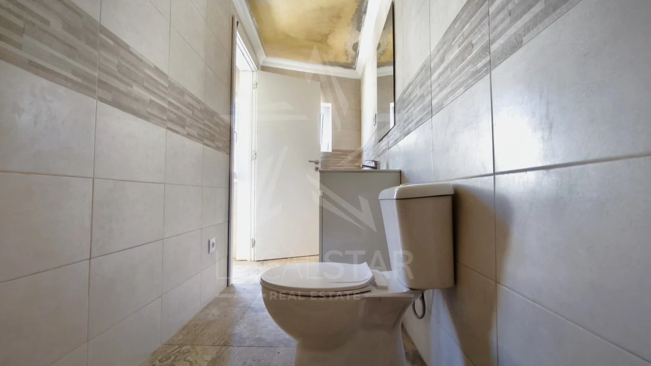 Moradia T3 para Venda em Alvorninha Foto 34