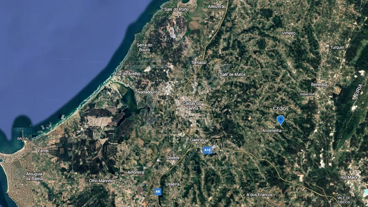 Moradia T3 para Venda em Alvorninha Foto 48