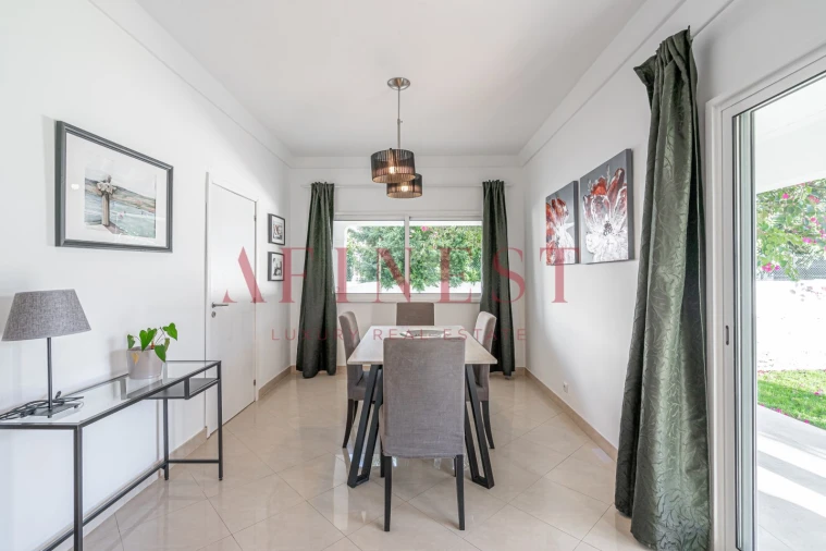 Moradia T5 para Venda em Charneca de Caparica e Sobreda Foto 19