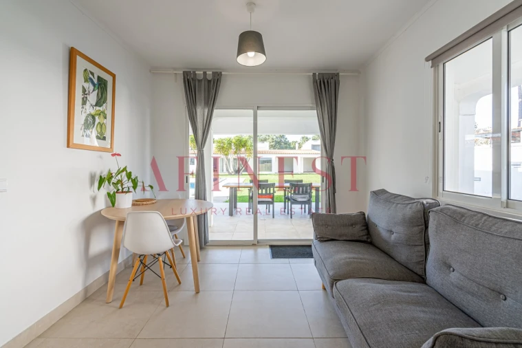 Moradia T5 para Venda em Charneca de Caparica e Sobreda Foto 24