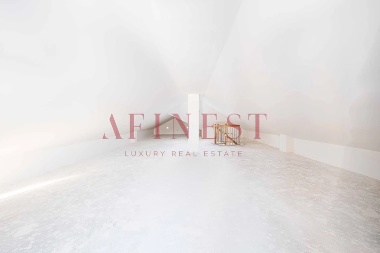 Moradia T4 para Venda em Cascais e Estoril Foto 30