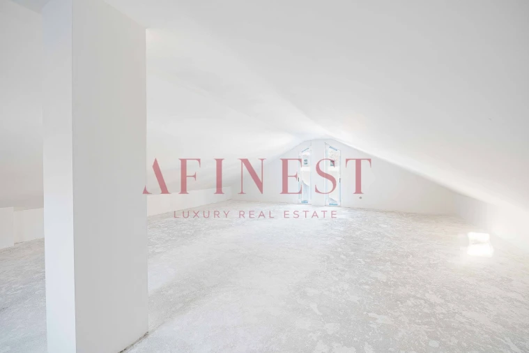 Moradia T4 para Venda em Cascais e Estoril Foto 31