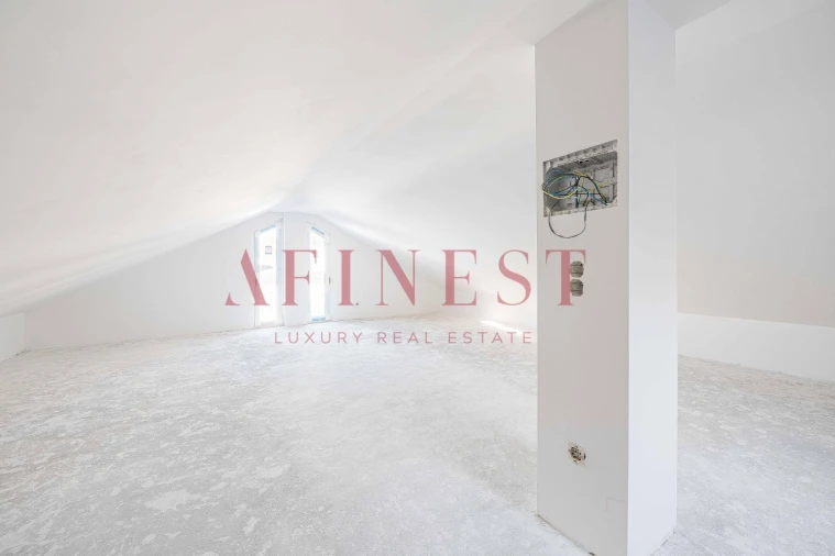 Moradia T4 para Venda em Cascais e Estoril Foto 32